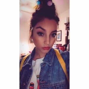 Meet your Posher, Christa